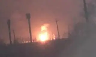 Горя рафинерия в Краснодар след нападение на украински дрон