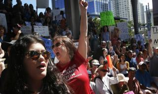 Протест във Флорида срещу оръжията