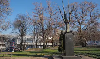 21 декември 2001 г. Седем деца са стъпкани в дискотека "Индиго" СНИМКИ