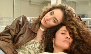 Дъщерята на Саня Армутлиева разкри каква е тя като майка, и като продуцент