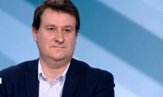 Доц. Милен Любенов: Най-голям шанс за правителство има с първия мандат