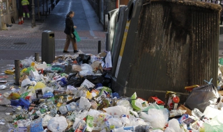 Мадрид затъна в смет заради стачка на боклукчиите