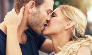 8 начина, по които целувките ви правят по-здрави