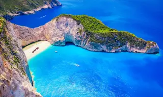 Two earthquakes were registered near the Greek island of Zakynthos 