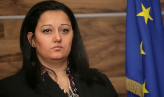 Лиляна Павлова: „Тракия“ трябва да е реално факт тази година