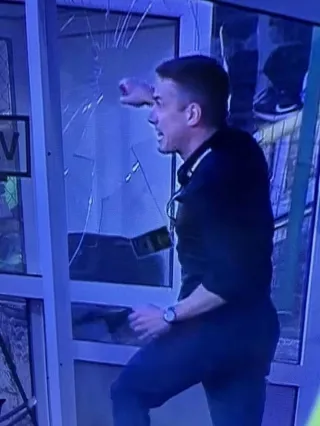 В Европа изхвърлят за месеци за вандализма на Веласкес ВИДЕО