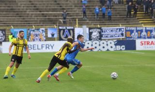 ЦСКА и Ботев Пловдив се готвят за размяна на ключови играчи