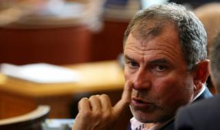 Бивш депутат от ГЕРБ: Божков се подигра на Борисов, показа пародията