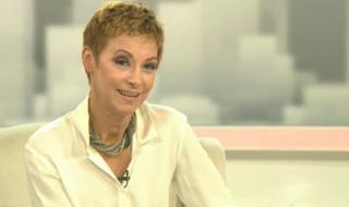 Най-красивата водеща на "По света и у нас" прости изневярата