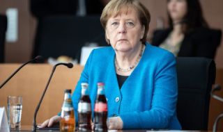 Ангела Меркел се опасява от избухването на военен конфликт в Тайванския проток