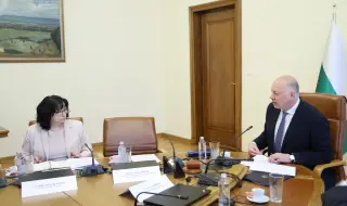 Кабинетът предлага още мерки срещу спекулата и гаранции за потребителите с промени в Закона за въвеждане на еврото