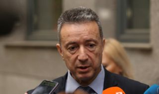Янаки Стоилов представя екипа си в правосъдното министерство
