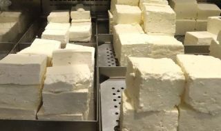 Млякото не е мляко, а сиренето не е сирене