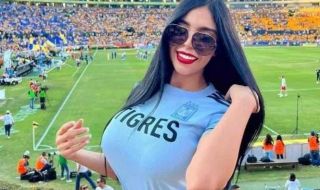 Модел обеща здрав секс на мексикански национал при полуфинал на Мондиала