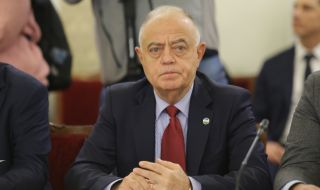 Членове на ДСБ поискаха оставката на Атанас Атанасов