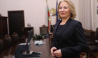 Надежда Йорданова: Обмисля се механизъм за временно отстраняване на главния прокурор