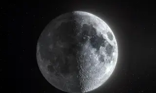 Луната има две лица: повърхността ѝ е различна на близката и далечната ѝ страна
