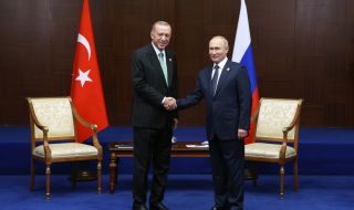 Путин и Ердоган обсъдиха по телефона зърнения коридор и двустранните отношения