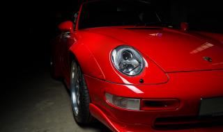 Шефка на държавна агенция отказа Porsche за 8-ми март, защото... (ВИДЕО)