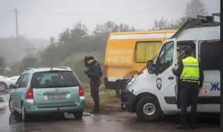 Дизелово гориво се разля на пътя София - Варна и предизвика три катастрофи