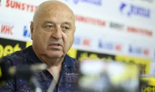 Венци Стефанов под обстрел: Фенове настояват за оставка, президентът на Славия отвръща с гордост