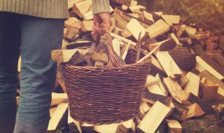 Гърция започна да раздава безплатни дърва за огрев 
