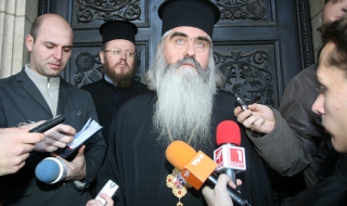 Митрополит Кирил: Църквата няма да променя Устава си преди избора на патриарх