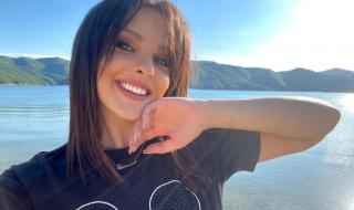 Дъщерята на Глория стана за смях (СНИМКА)