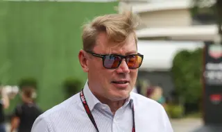 Мика Хакинен с бляскава поява на ледената арена във Виена