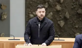 Зеленски: Засега не се обсъжда референдум за статута на Донбас