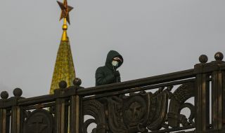 Заразените в Русия вече са над 2 милиона, починалите в САЩ са 250 000