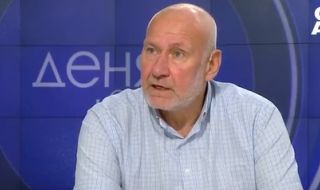 Проф. Овчаров: Беше грешка признаването на Македония така бързо от президента Желев. Те не искат в ЕС