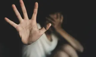 Обвиниха трима за отвличане на момиче, открито в къща в Свиленградско