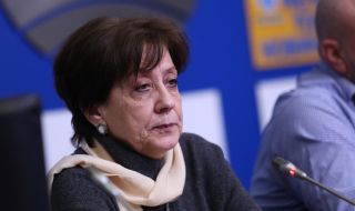 Ренета Инджова: Партиите на протеста се самообявиха за такива