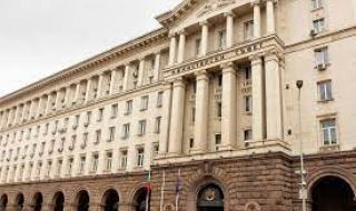 Прогноза: Стефан Янев поема отбраната, Крум Зарков правосъдието