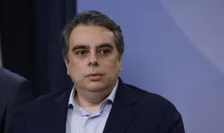 Асен Василев отговори на Радев: Бащата на един от убийците от Пловдив показва любов към Прогресивна България