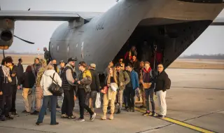 Над 9000 американци са напуснали Близкия изток