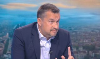Калоян Методиев: Радев и Борисов движат вътрешната опозиция в БСП