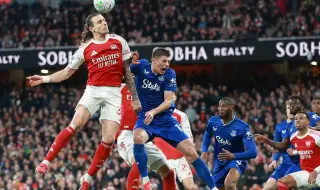Арсенал дръпна с 10 точки на върха, тийнеджър вдъхнови "топчиите" за късна победа над Евертън