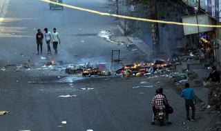 Невиждано насилие в Индия! Жертвите растат (СНИМКИ)