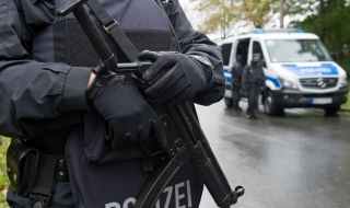 В Германия арестуваха ключови фигури от „Ислямска държава“