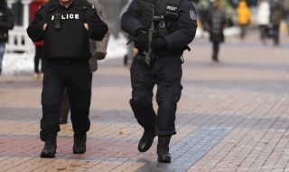 Инцидент с полицай и зрелищен арест в центъра на София