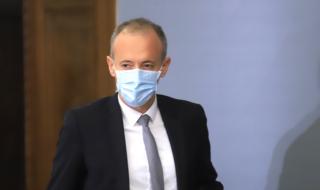 Образователният министър: Училищата трябва да се затворят последни