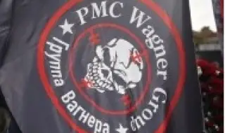 След намеса на МВР е свалено знаме на "Вагнер" от хижа край Перник