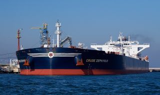 ЕС ще следи да не бъде заобикаляно решението за пределни цени на руския петрол чрез танкерите, които го превозват