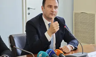 Жечо Станков: Имаме запаси от бензин за 6 месеца, от дизел - за 4