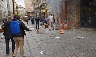 Ранени след взрив на газова бутилка в Белград