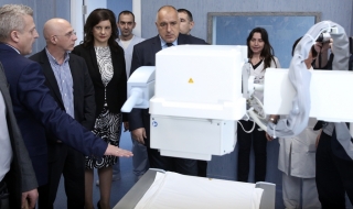 Лекарите в спешното ще получават по 1500 лева върху заплатата си