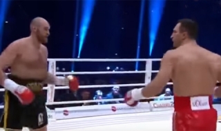 Отлагат мача Кличко - Фюри с месец