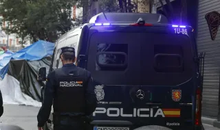 Полицията в Испания разби банда, обирала домовете на звезди от Барселона